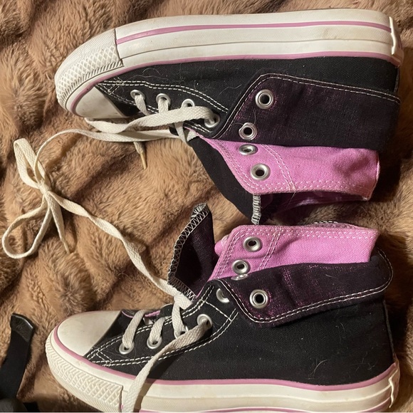 Size 4 double dutched Conversesize 4 - Picture 2 of 5